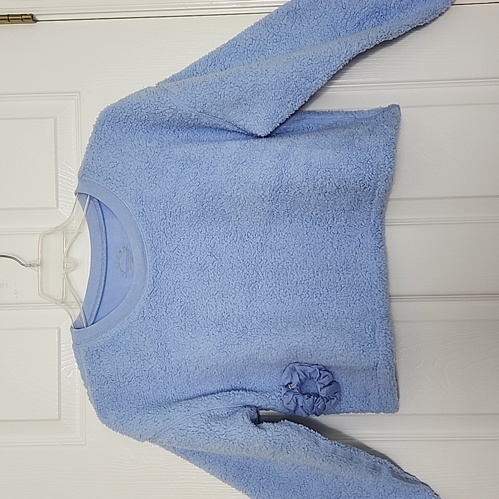 CROPPED SUNDOWN WOMAN'S TOP